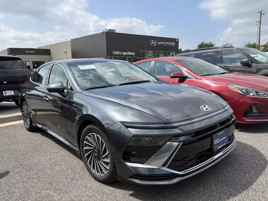 2025 Hyundai Sonata Hybrid Limited photo 1