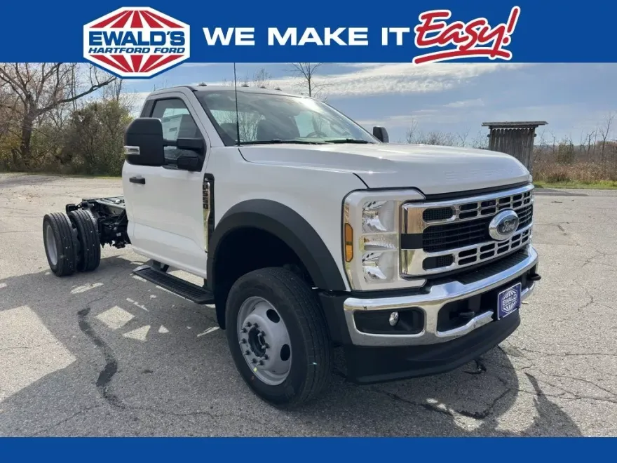 2024 Ford F-550 photo 1