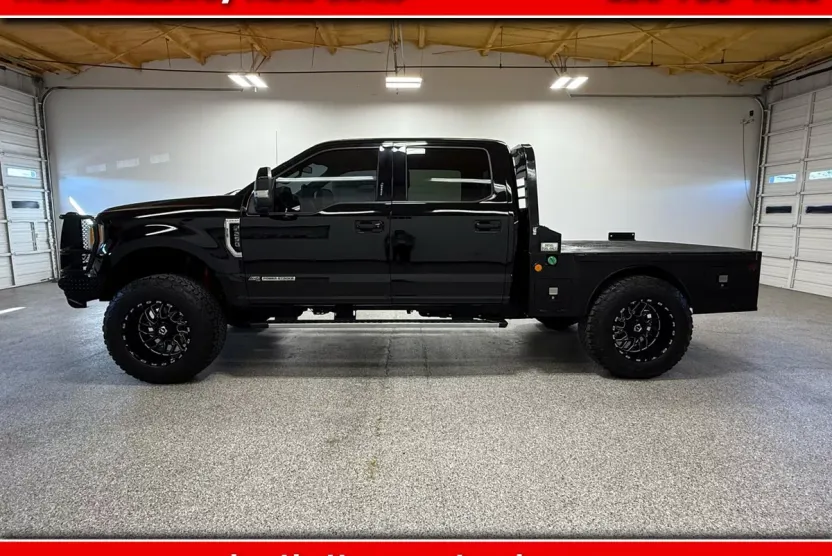 2017 Ford F-250 Lariat FX4 photo 1