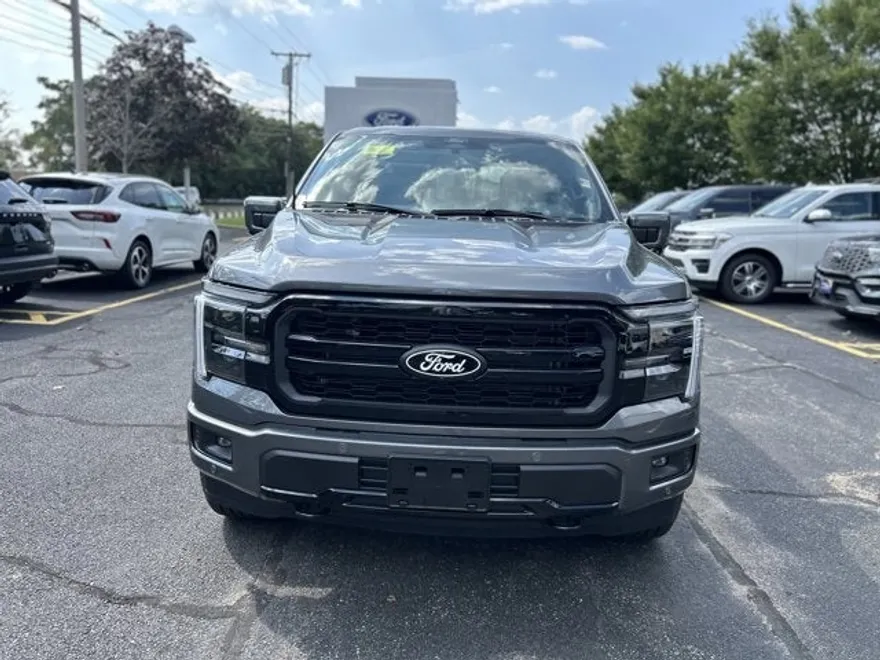 2025 Ford F-150 Lariat photo 1