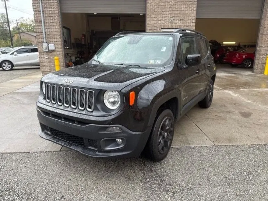 2017 Jeep Compass Latitude photo 1