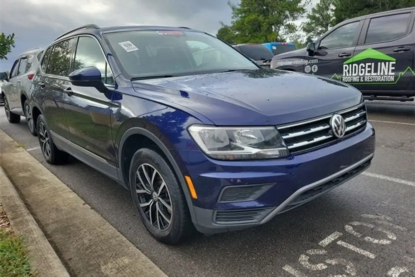 2021 Volkswagen Tiguan SE photo 1