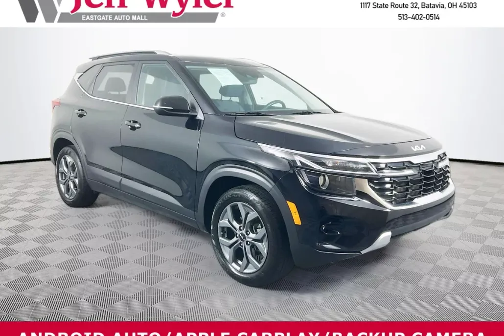 2024 Kia Seltos S photo 1