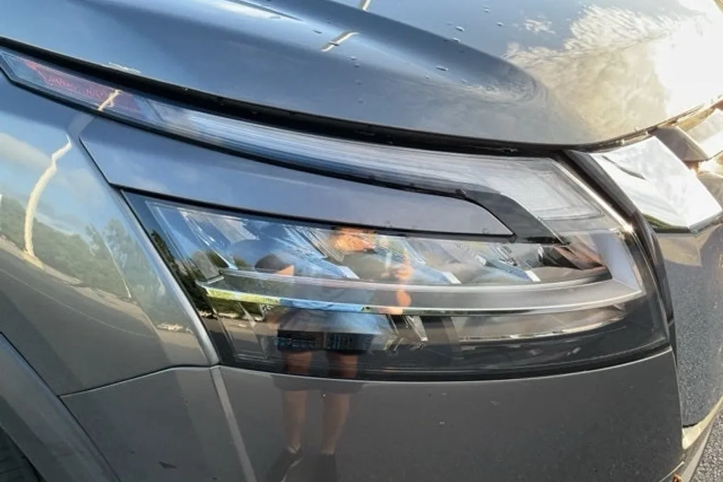 2022 Nissan Pathfinder S photo 1