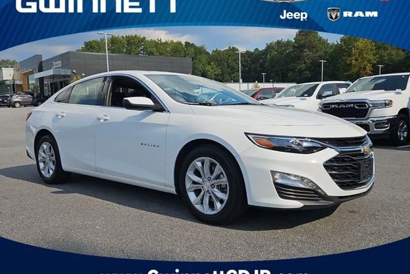 2024 Chevrolet Malibu 1LT photo 1