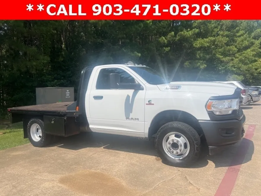 2022 Ram 3500 Tradesman photo 1