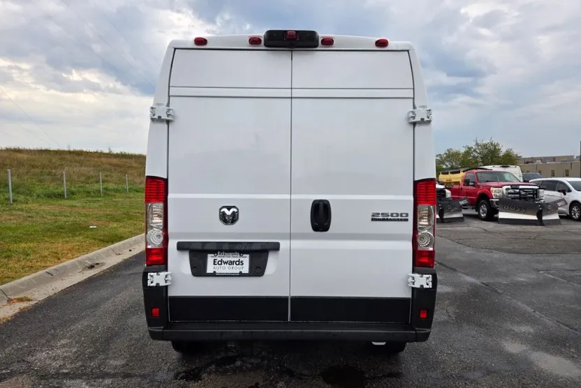 2026 Ram ProMaster 2500 photo 1