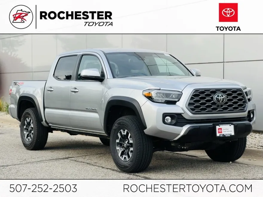 2023 Toyota Tacoma TRD Off-Road V6 photo 1