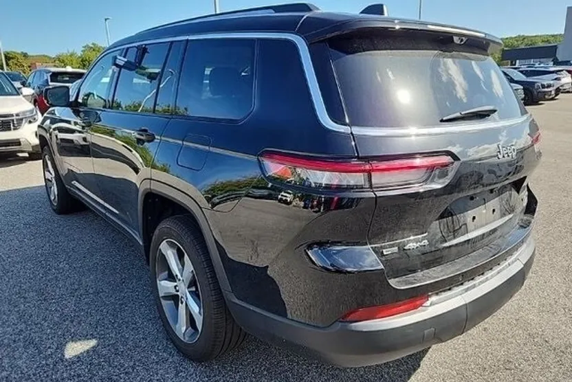 2021 Jeep Grand Cherokee Limited photo 1