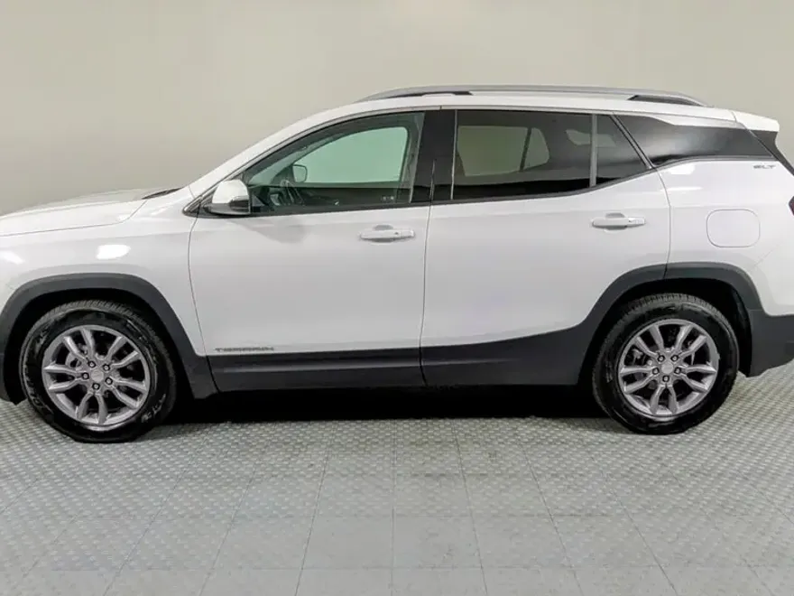 2023 Gmc Terrain SLT photo 1