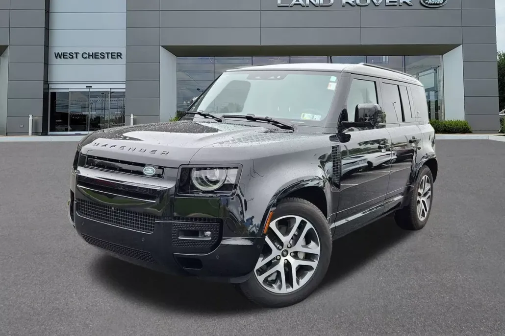 2024 Land Rover Defender 110 X-Dynamic SE photo 1