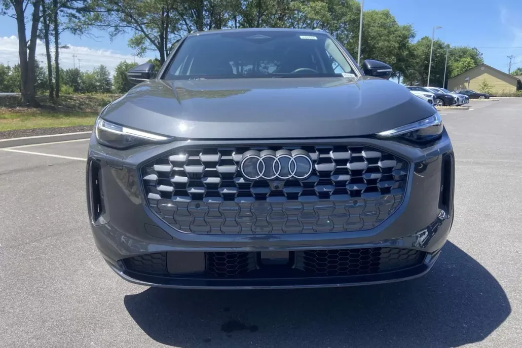 2025 Audi Q5 Premium Plus TFSI photo 1