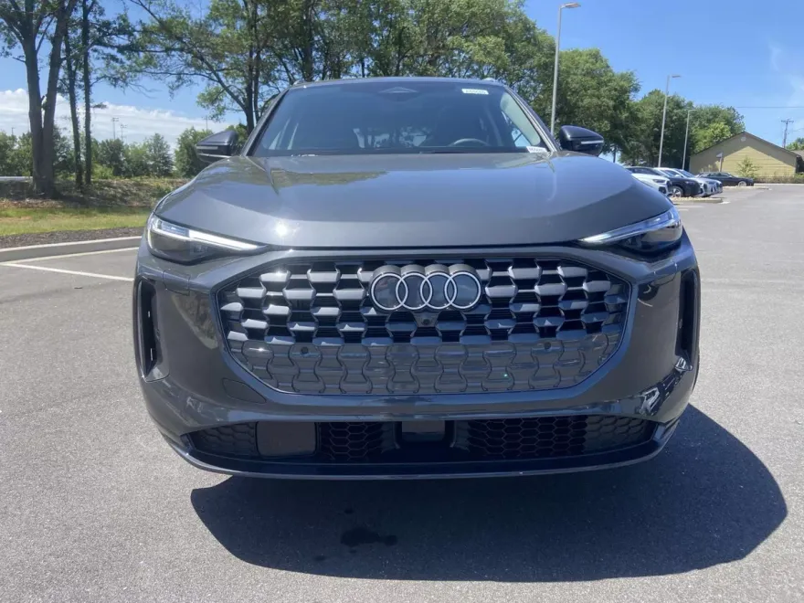 2025 Audi Q5 Premium Plus TFSI photo 1