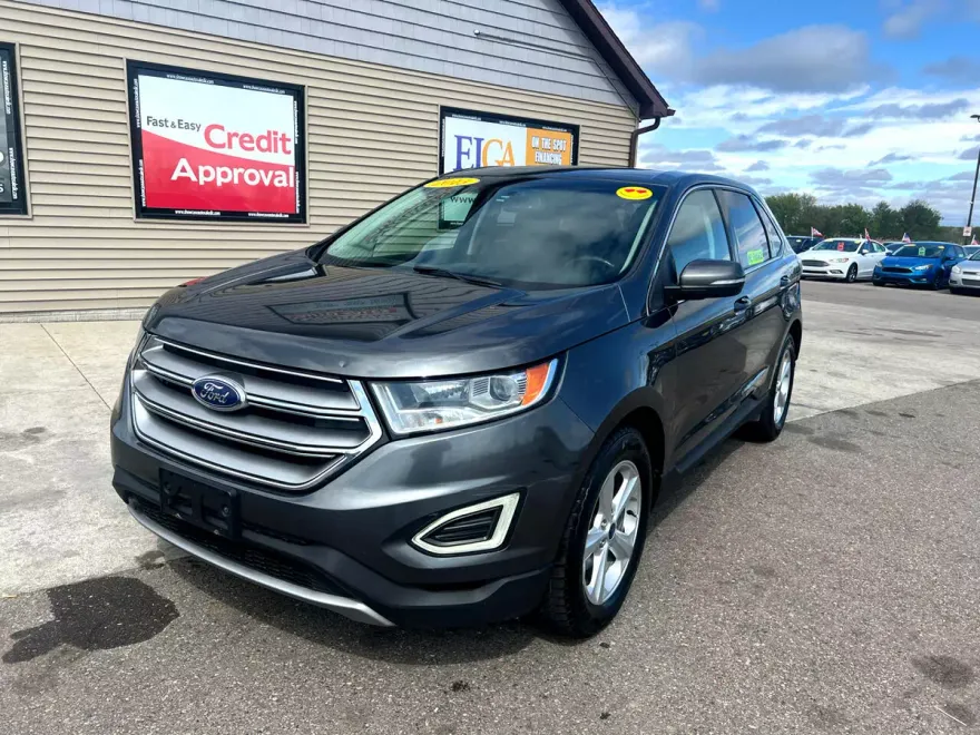 2015 Ford Edge SEL photo 1