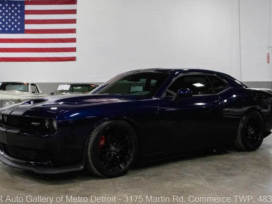 2016 Dodge Challenger SRT8 Hellcat photo 1