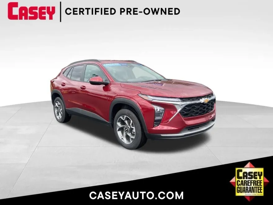 2024 Chevrolet Trax LT photo 1
