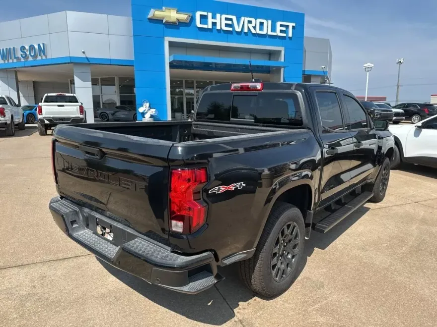 2026 Chevrolet Colorado Work Truck photo 1