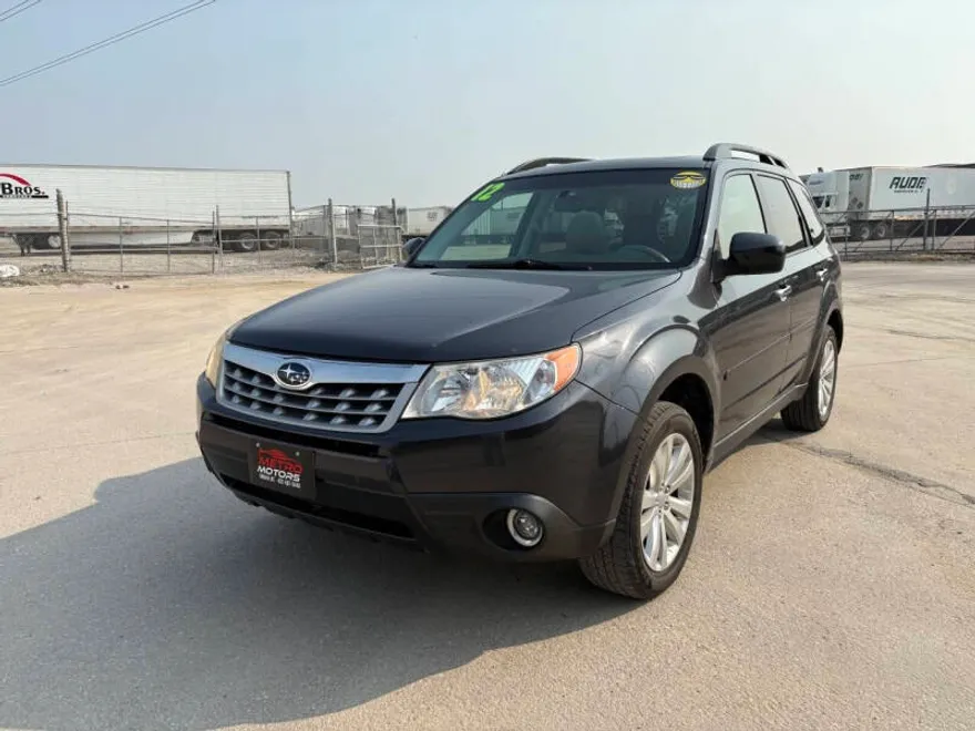2012 Subaru Forester 2.5X Premium photo 1