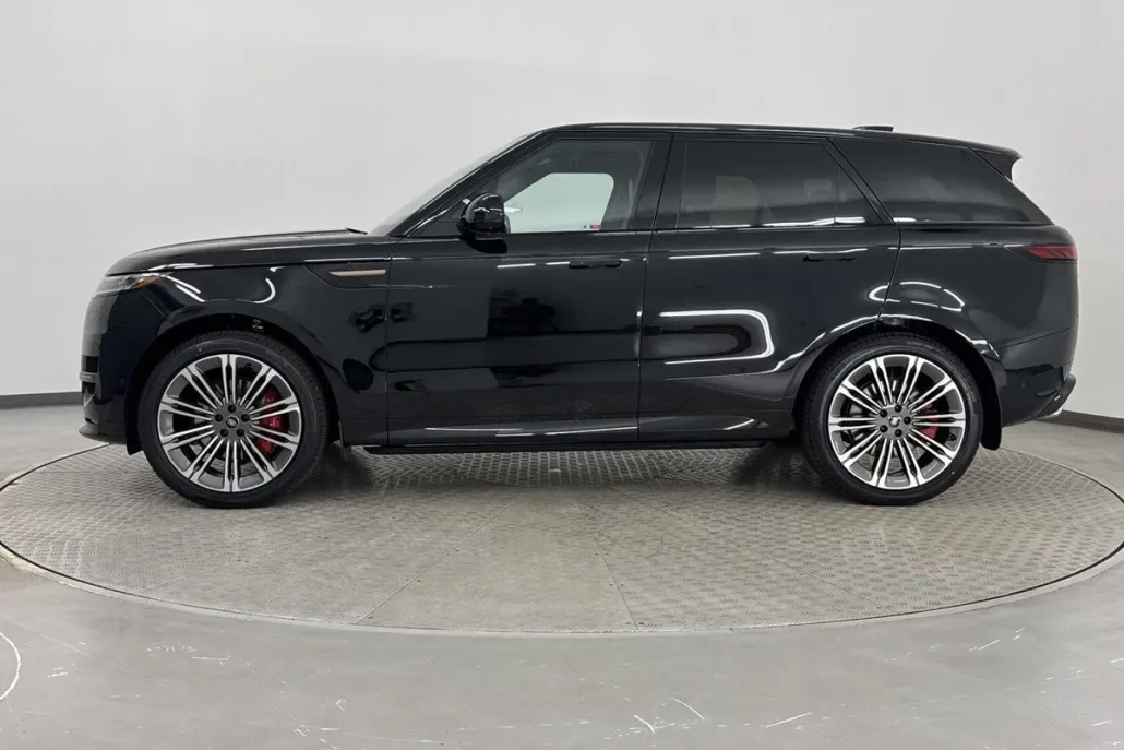 2025 Land Rover Range Rover Sport P530 Dynamic SE photo 1