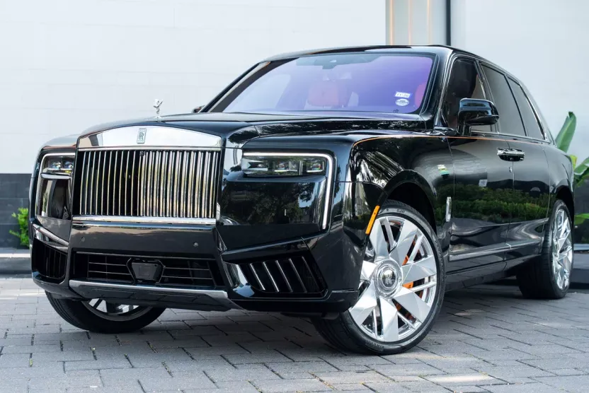 2025 Rolls Royce Cullinan RR photo 1