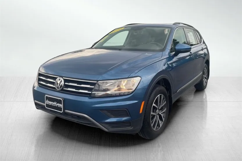 2020 Volkswagen Tiguan SE photo 1