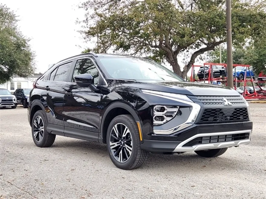 2025 Mitsubishi Eclipse Cross SE photo 1