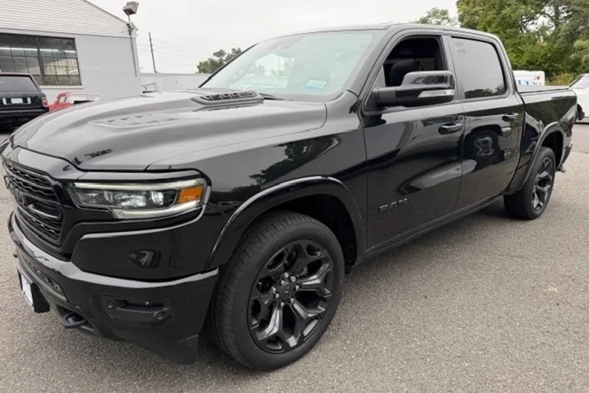 2020 Ram 1500 Limited photo 1