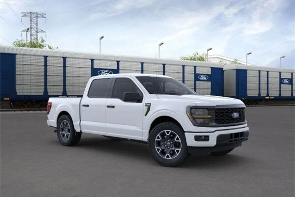 2025 Ford F-150 STX photo 1