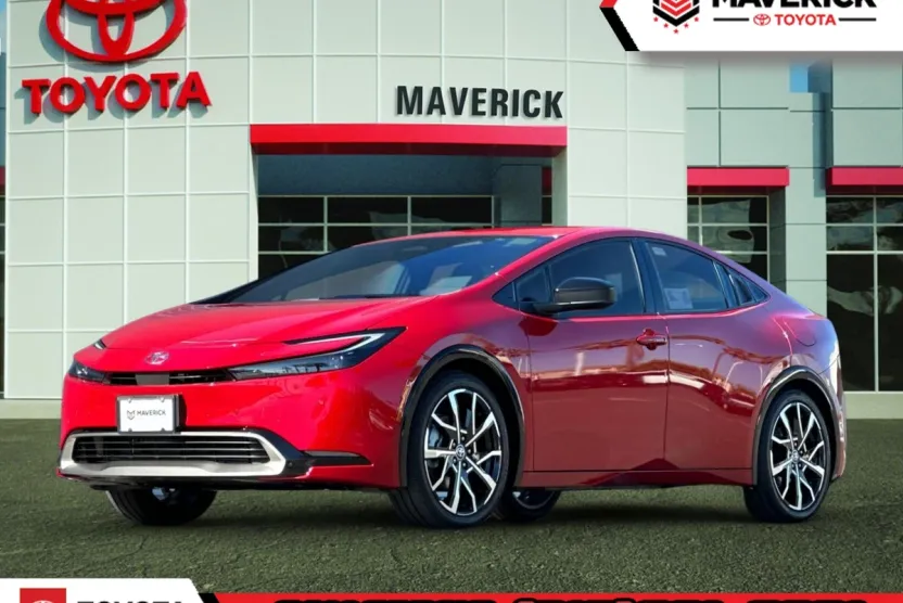 2026 Toyota Prius Plug-in Hybrid XSE photo 1