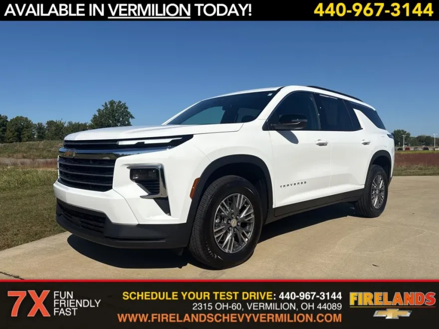 2025 Chevrolet Traverse photo 1