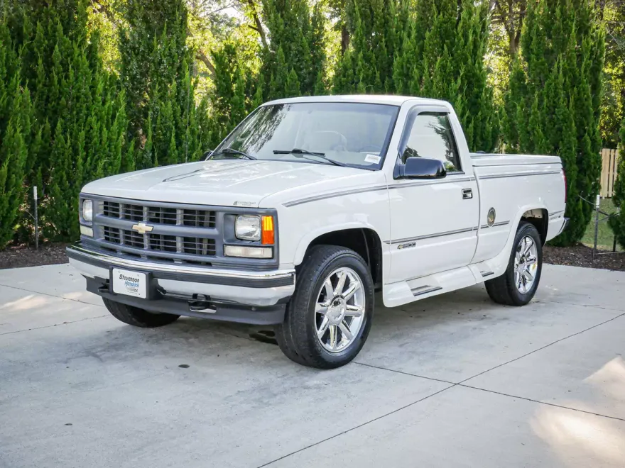 1995 Chevrolet Silverado photo 1