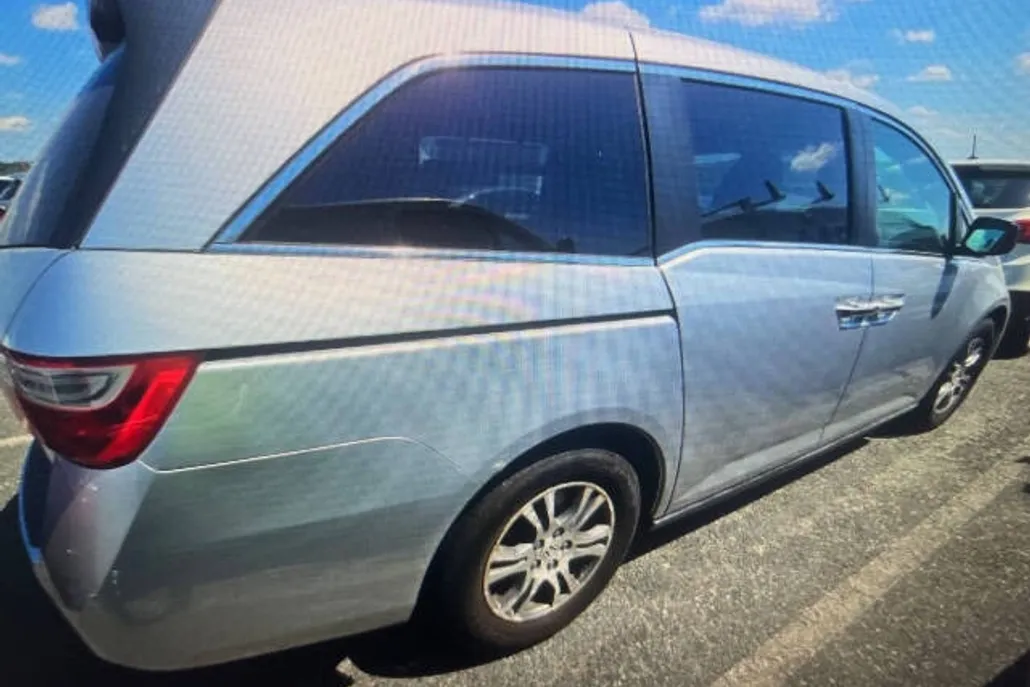 2013 Honda Odyssey EX-L photo 1