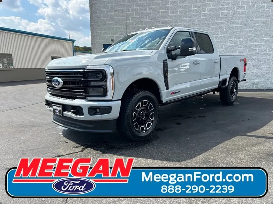 2026 Ford F-350 Platinum photo 1