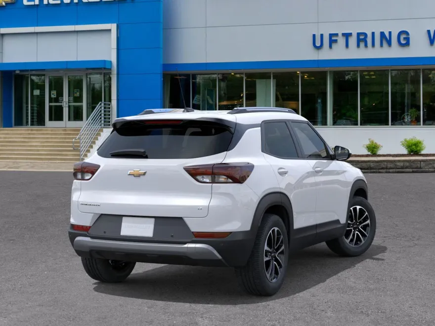 2026 Chevrolet Trailblazer LT photo 1