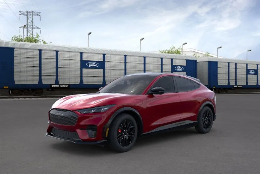 2025 Ford Mustang Mach-E Premium photo 1