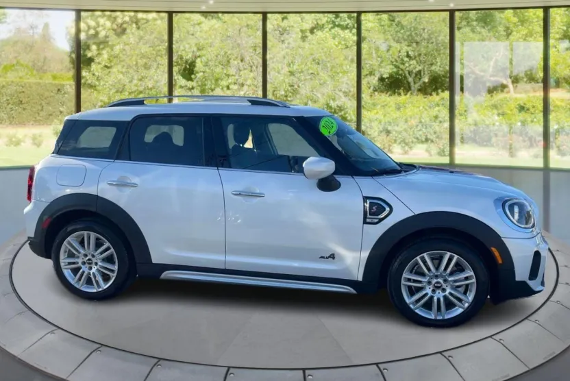 2024 Mini Countryman S ALL4 photo 1