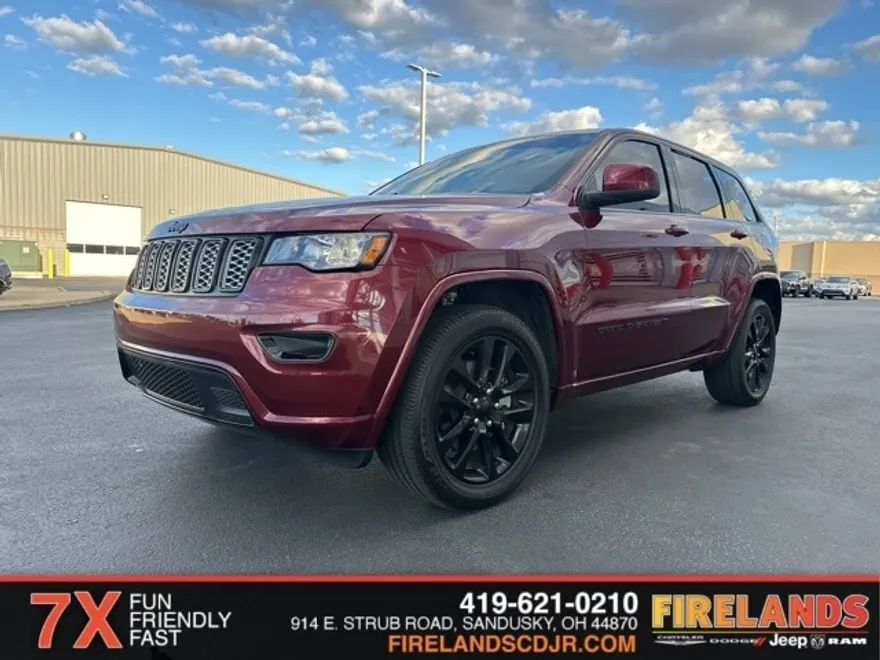 2022 Jeep Cherokee Laredo X photo 1