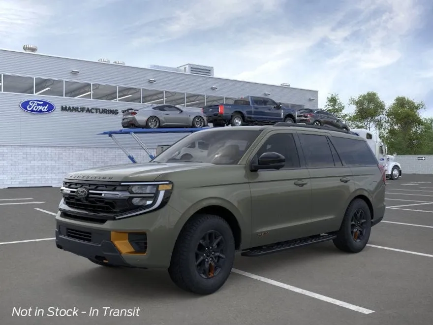 2025 Ford Expedition photo 1