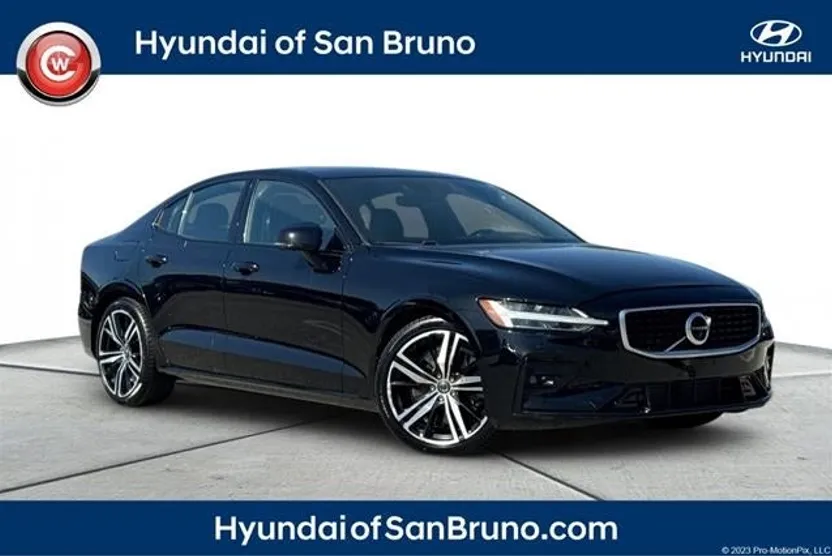 2019 Volvo S60 R-Design photo 1