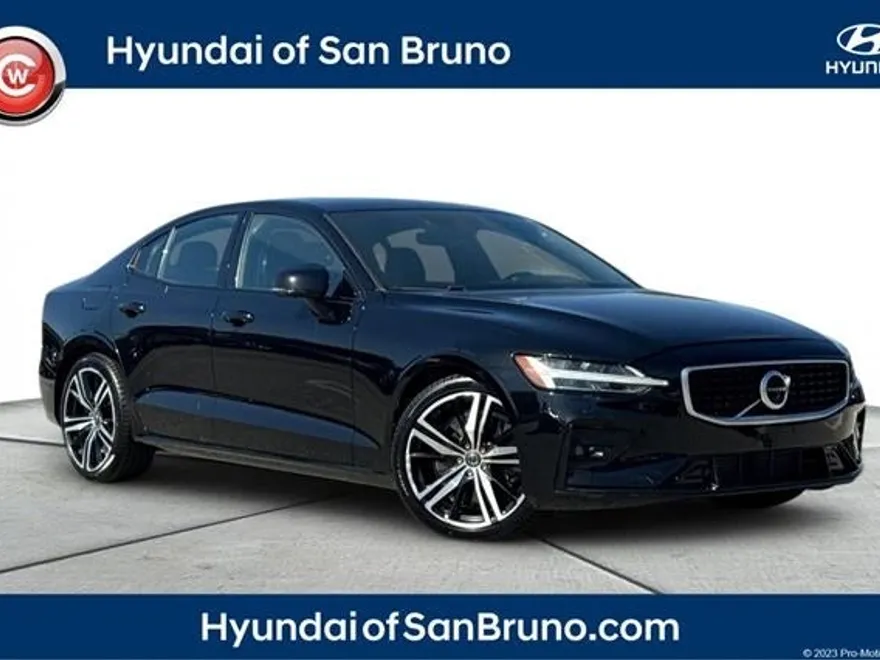 2019 Volvo S60 R-Design photo 1