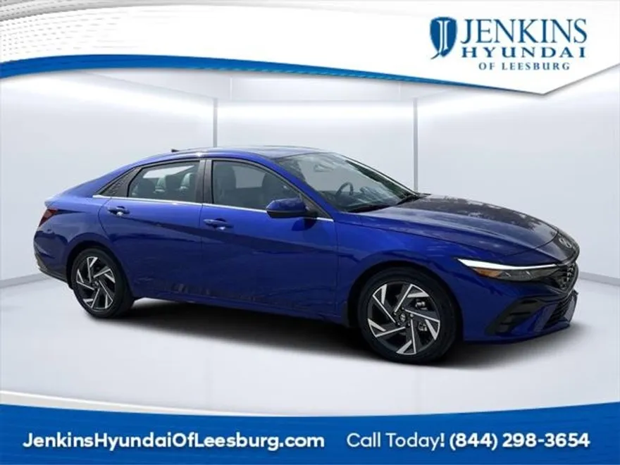 2025 Hyundai Elantra Limited photo 1