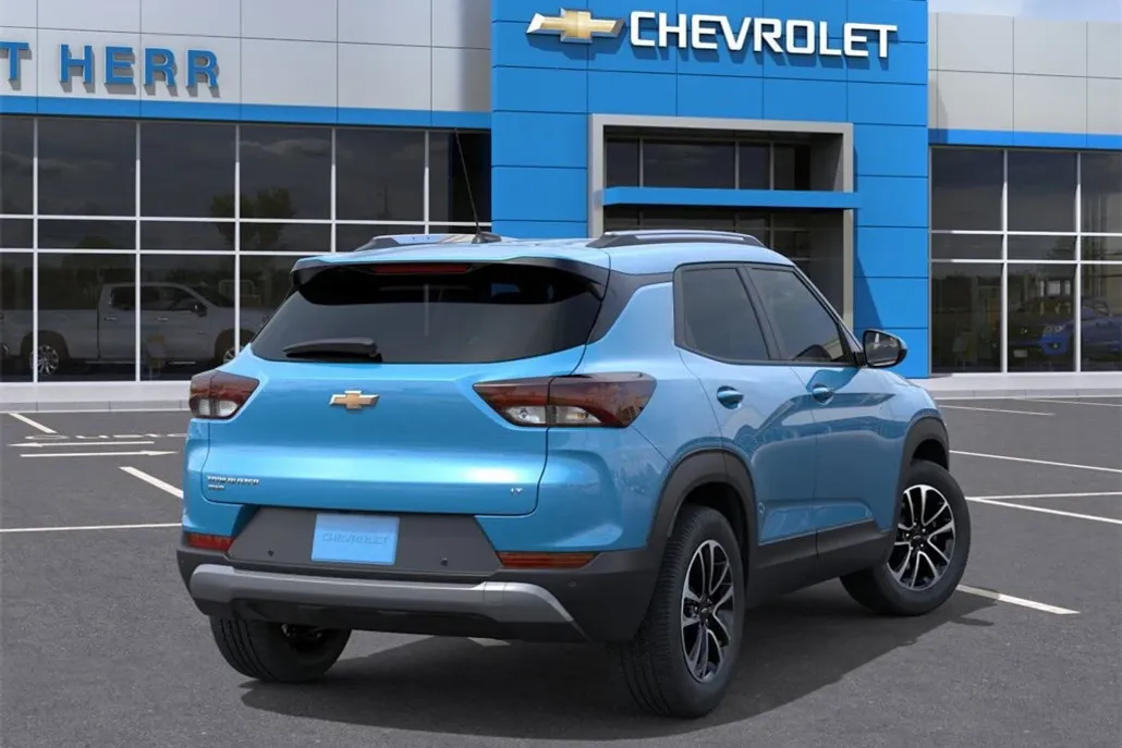 2026 Chevrolet Trailblazer LT photo 1