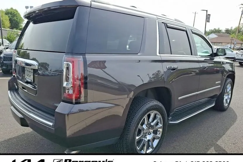 2016 Gmc Yukon Denali photo 1