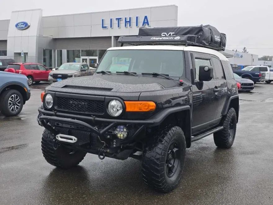 2008 Toyota FJ Cruiser Base photo 1
