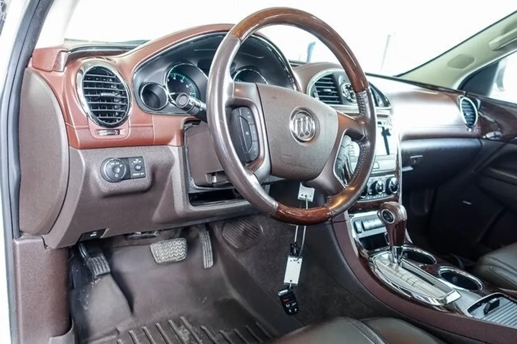 2014 Buick Enclave Leather photo 1