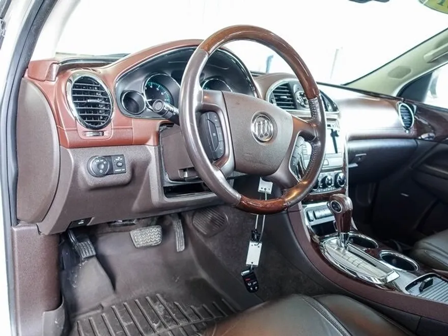 2014 Buick Enclave Leather photo 1