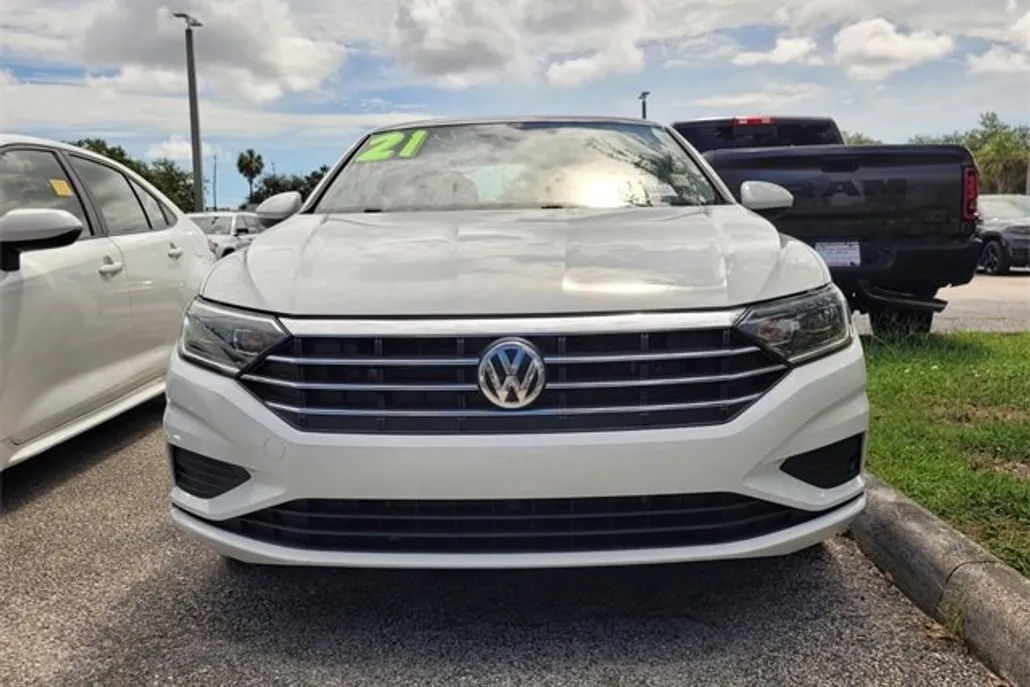 2021 Volkswagen Jetta SEL photo 1
