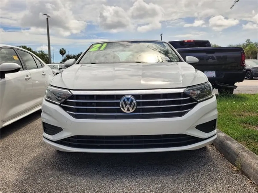2021 Volkswagen Jetta SEL photo 1