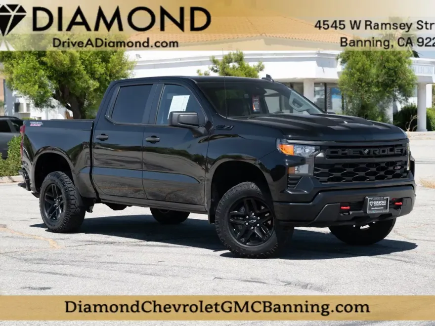2023 Chevrolet Silverado 1500 Custom Trail Boss photo 1