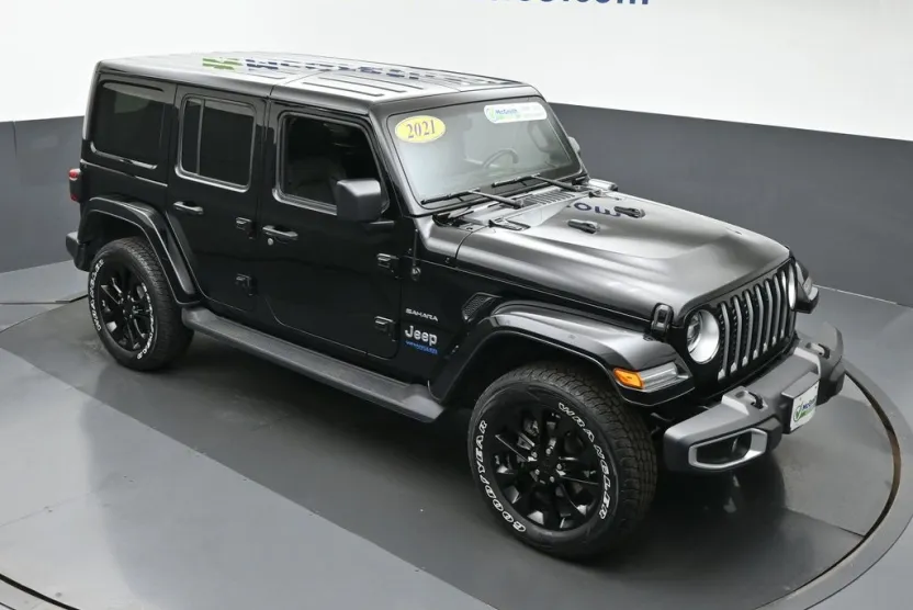 2021 Jeep Wrangler Unlimited Sahara 4xe photo 1